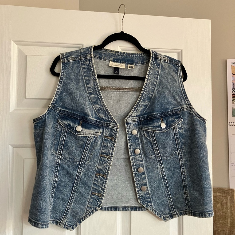 Universal Thread Denim Vest